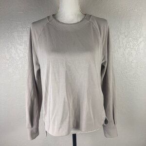 Athleta Women’s SeaSoft Crewneck Sweatshirt Sz M Split Side Beige